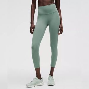 Lululemon Wunder Train High-Rise Crop 23"